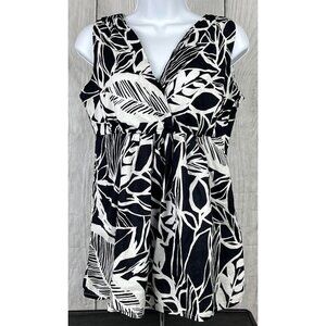 a.n.a. Womens Small Sleeveless Black White Leaf Print Top Surplice Neck